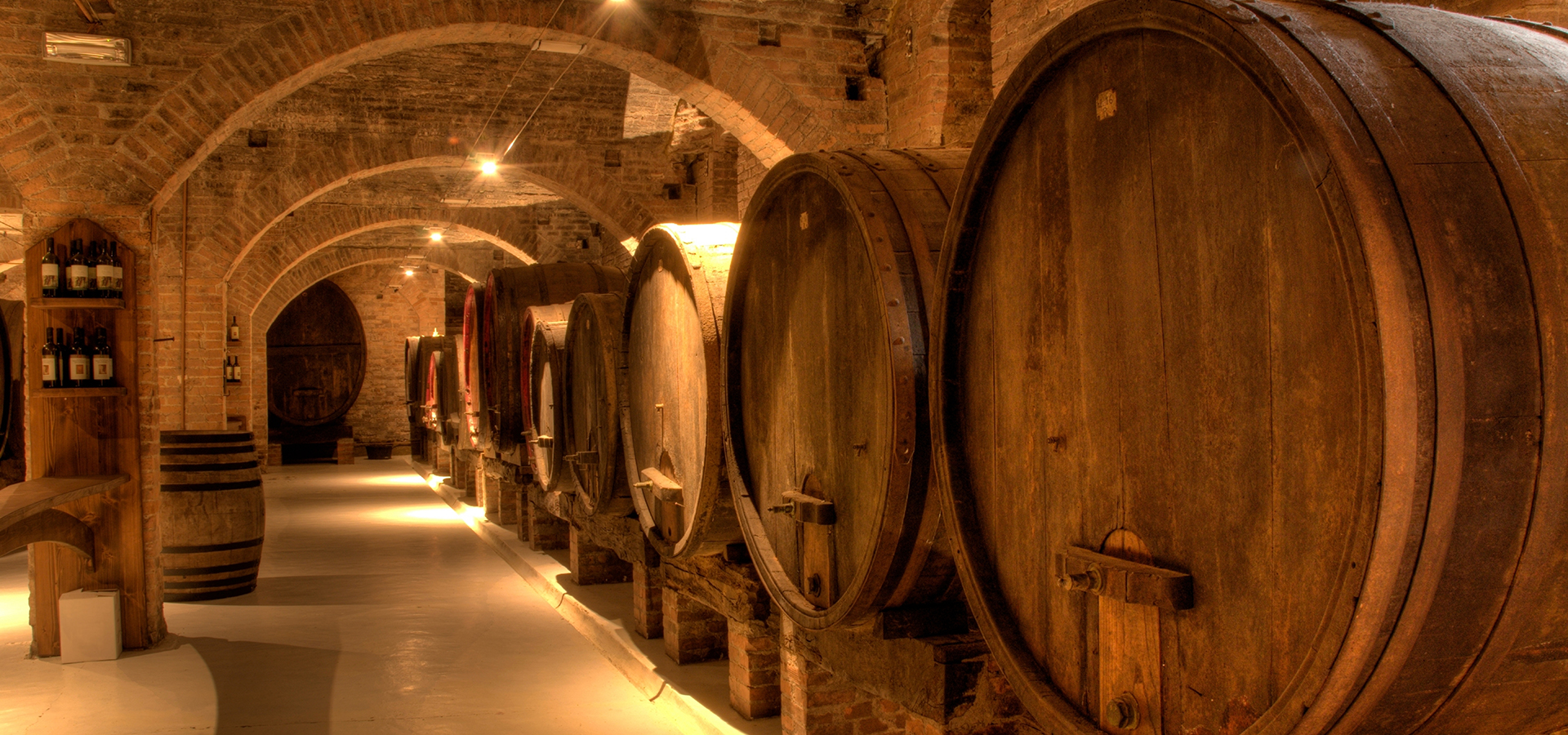 橡木桶对葡萄酒有什么影响？