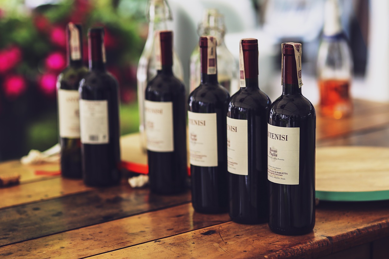 古代是如何酿造葡萄酒的？
